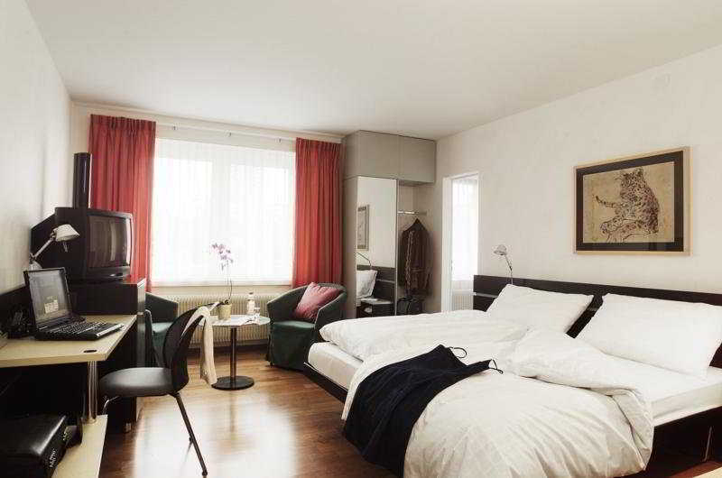 Hotel Du Commerce Basel Eksteriør bilde