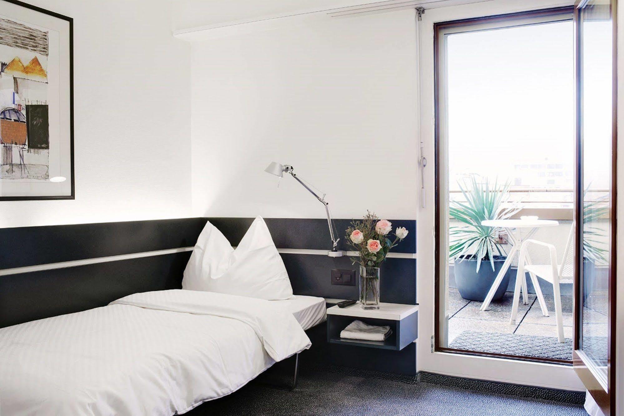 Hotel Du Commerce Basel Eksteriør bilde